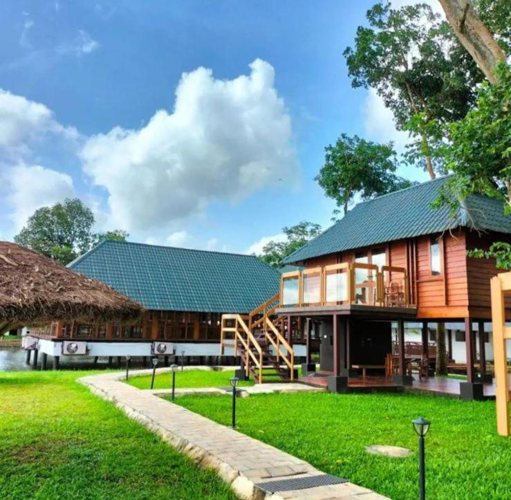 Water Scapes Otel Kumarakom Dış mekan fotoğraf