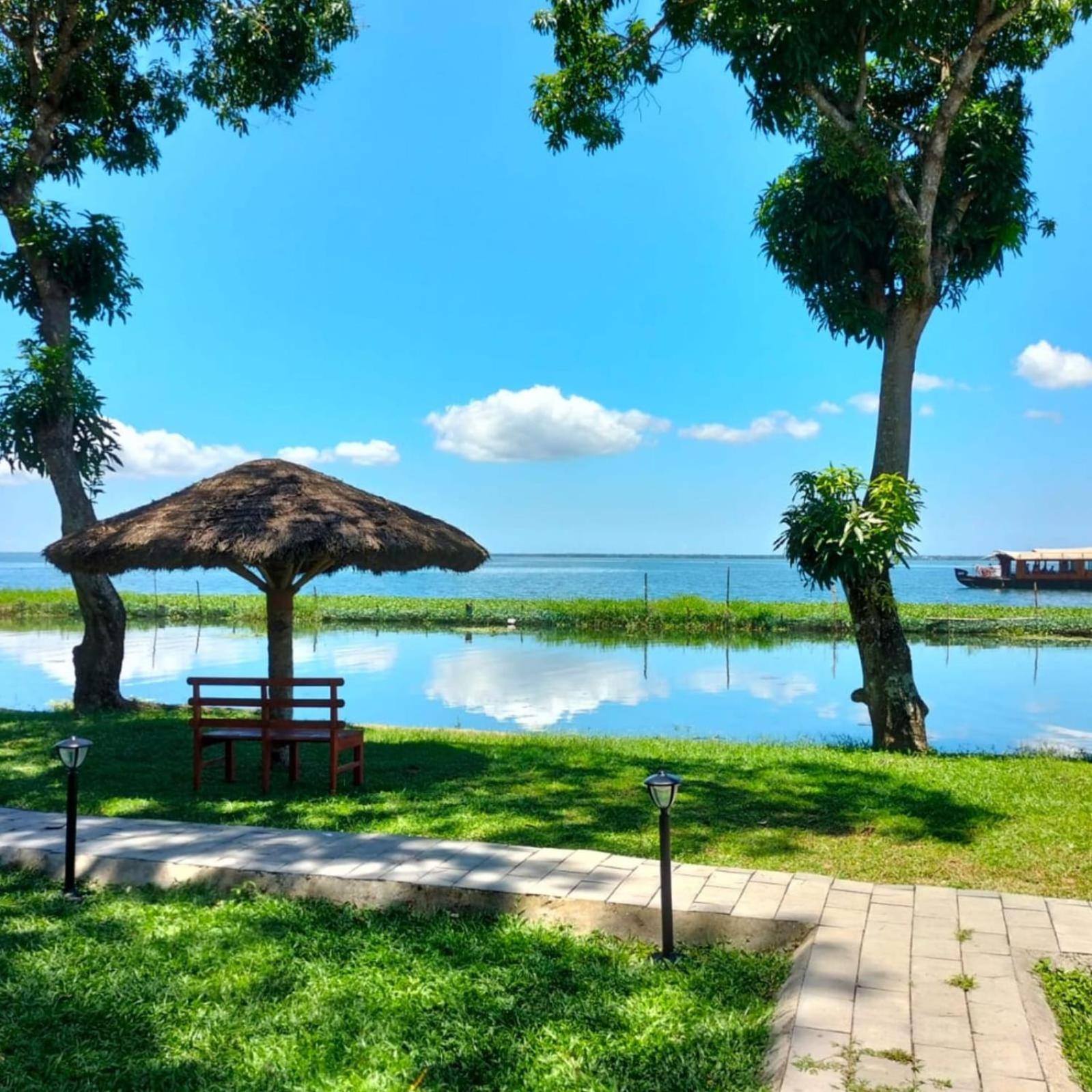 Water Scapes Otel Kumarakom Dış mekan fotoğraf